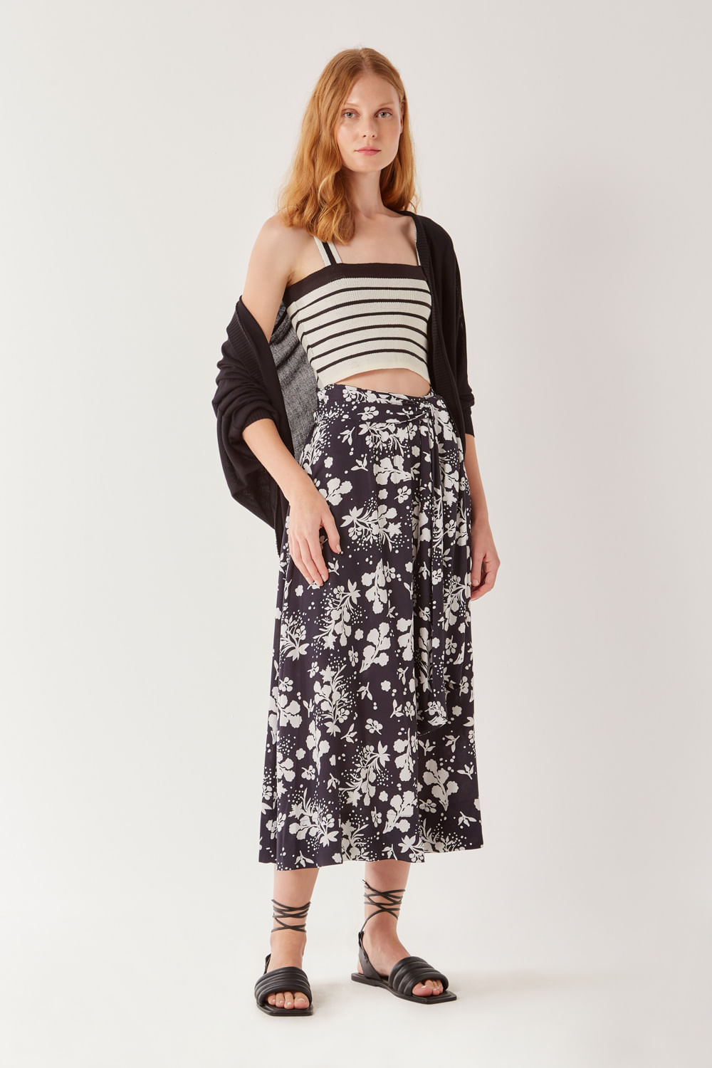 Saia Estampa Free Flowers Black - Est Free Flower Black