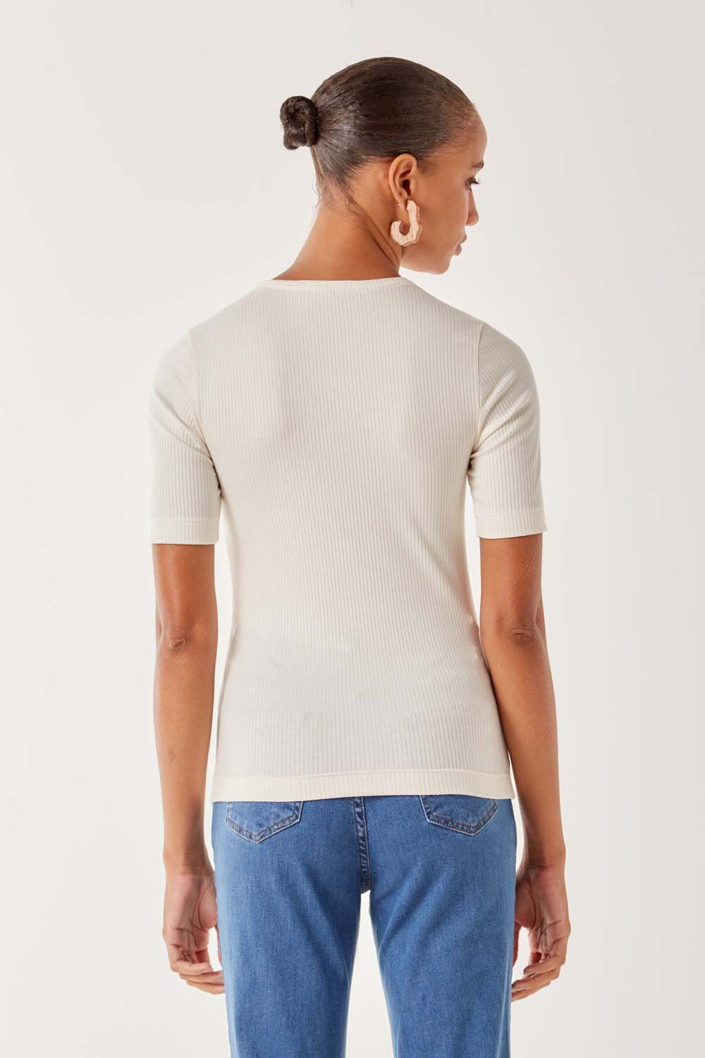 01037022_0072_2-BLUSA-MALHA-CANELADA