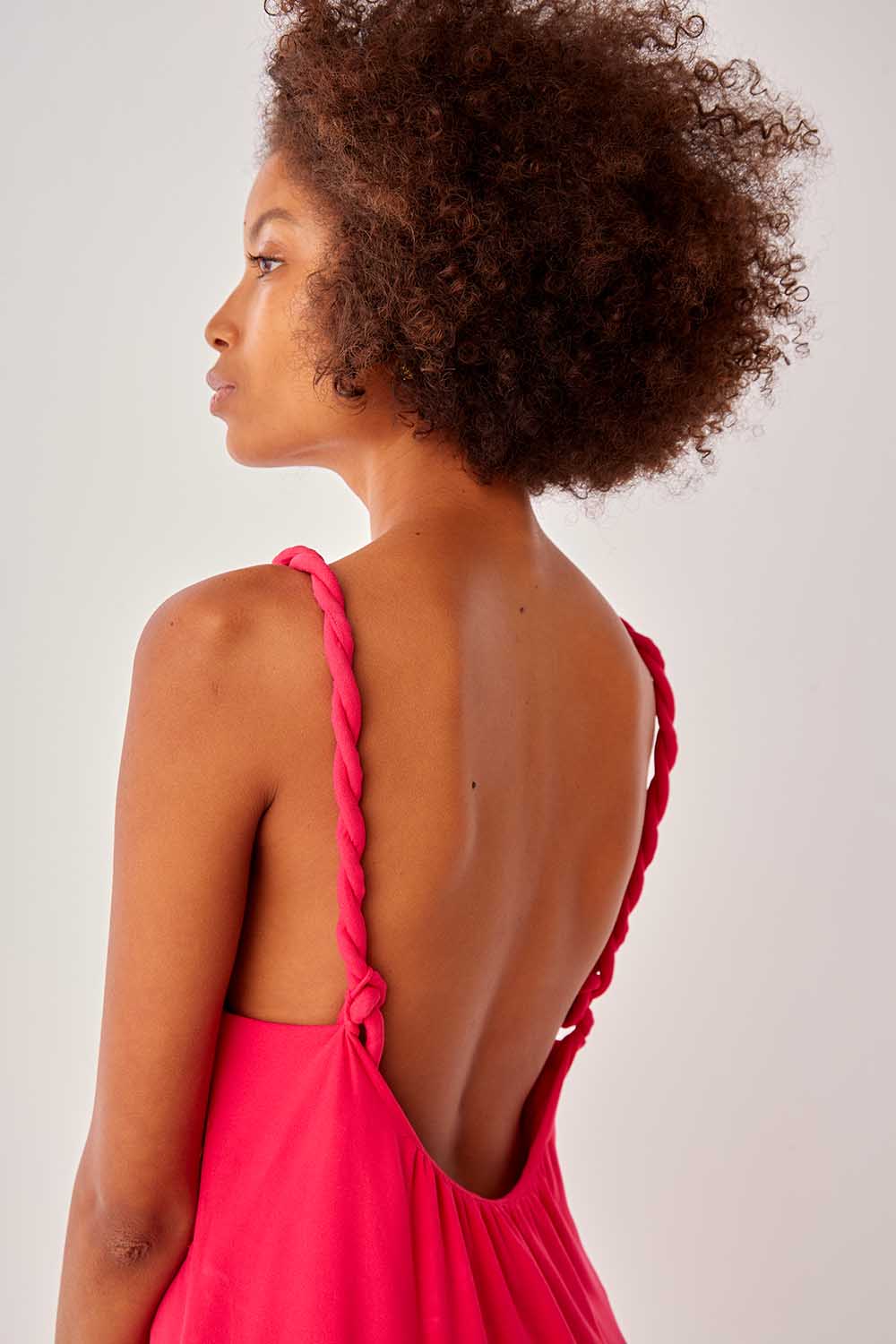 01038104_7109_3-VESTIDO-MIDI-DUAS-ALCAS