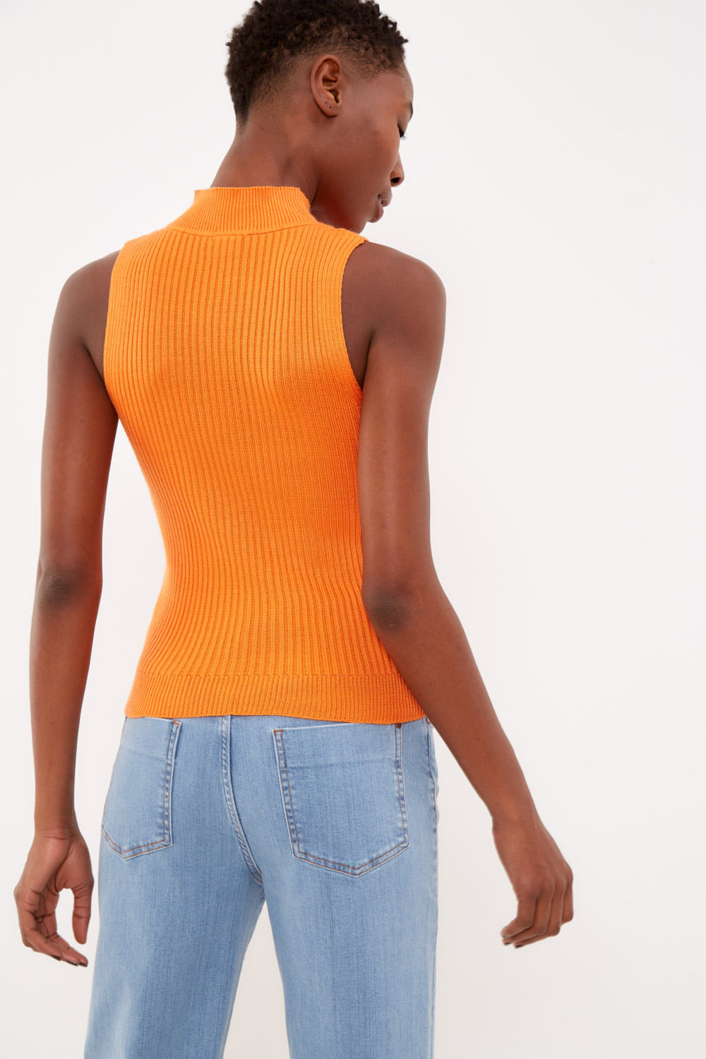 01038943_7232_2-BLUSA-TRICOT-CANELADA-BASIC