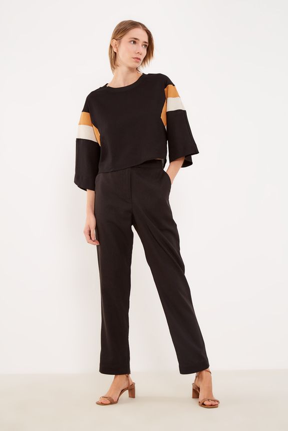 01039331_7258_1-BLUSA-RECORTES-COLOR