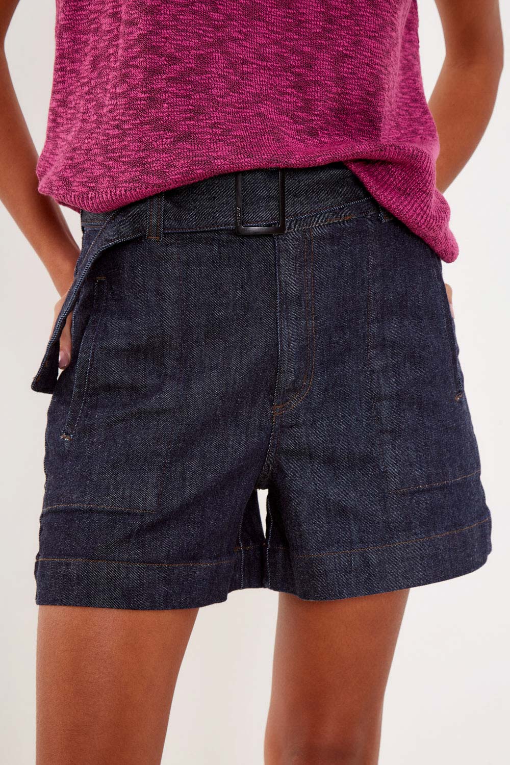 01039698_0057_3-SHORT-JEANS-PESPONTO-BOLSO