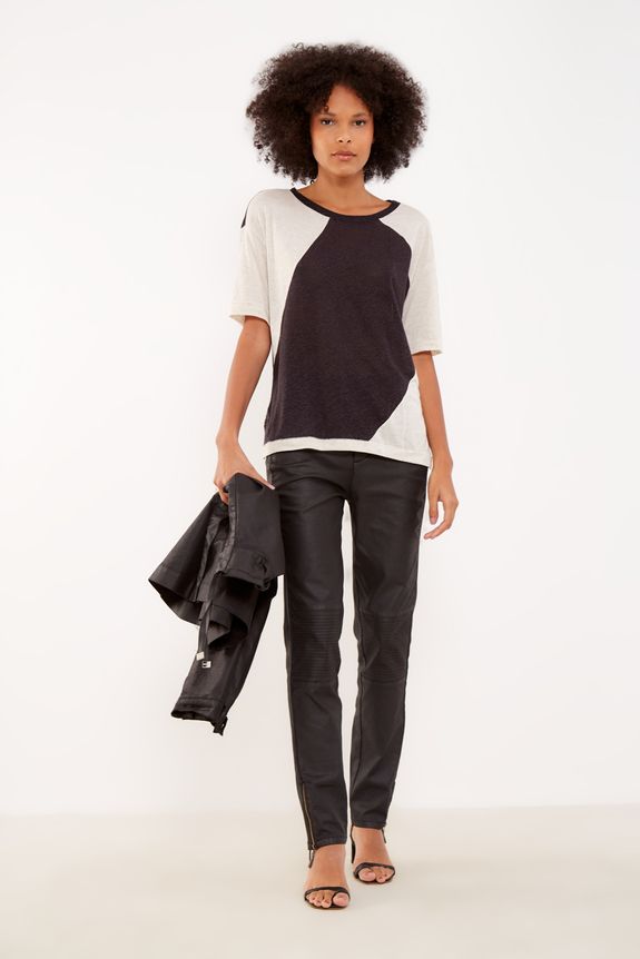 01039859_0362_1-BLUSA-MALHA-LINHO-RECORTES-PB