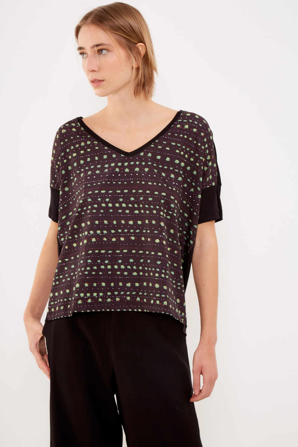 01039819_7160_3-T-SHIRT-MALHA-EST-POA-LIBERDADE