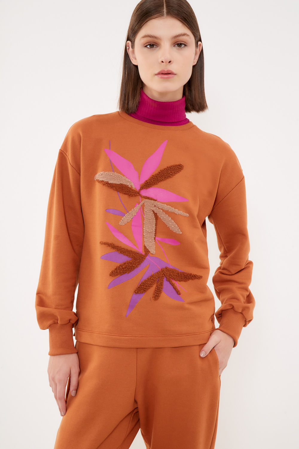01039938_7276_3-SWEATER-MALHA-BORDADO-BOTANICA