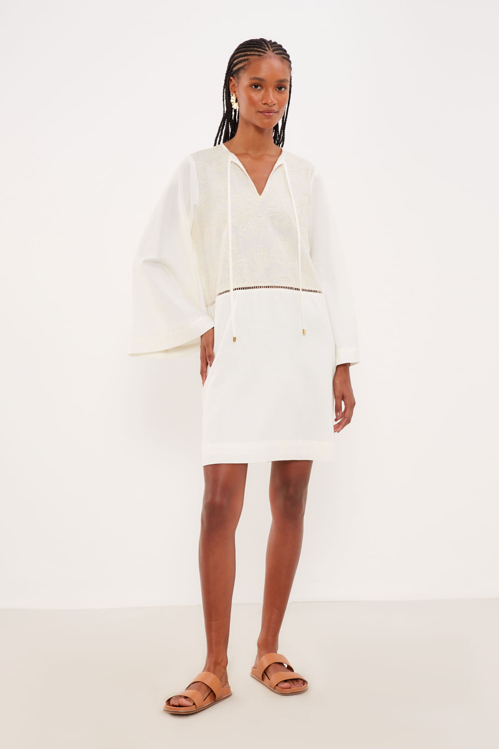 Vestido Curto Bordado - Off White
