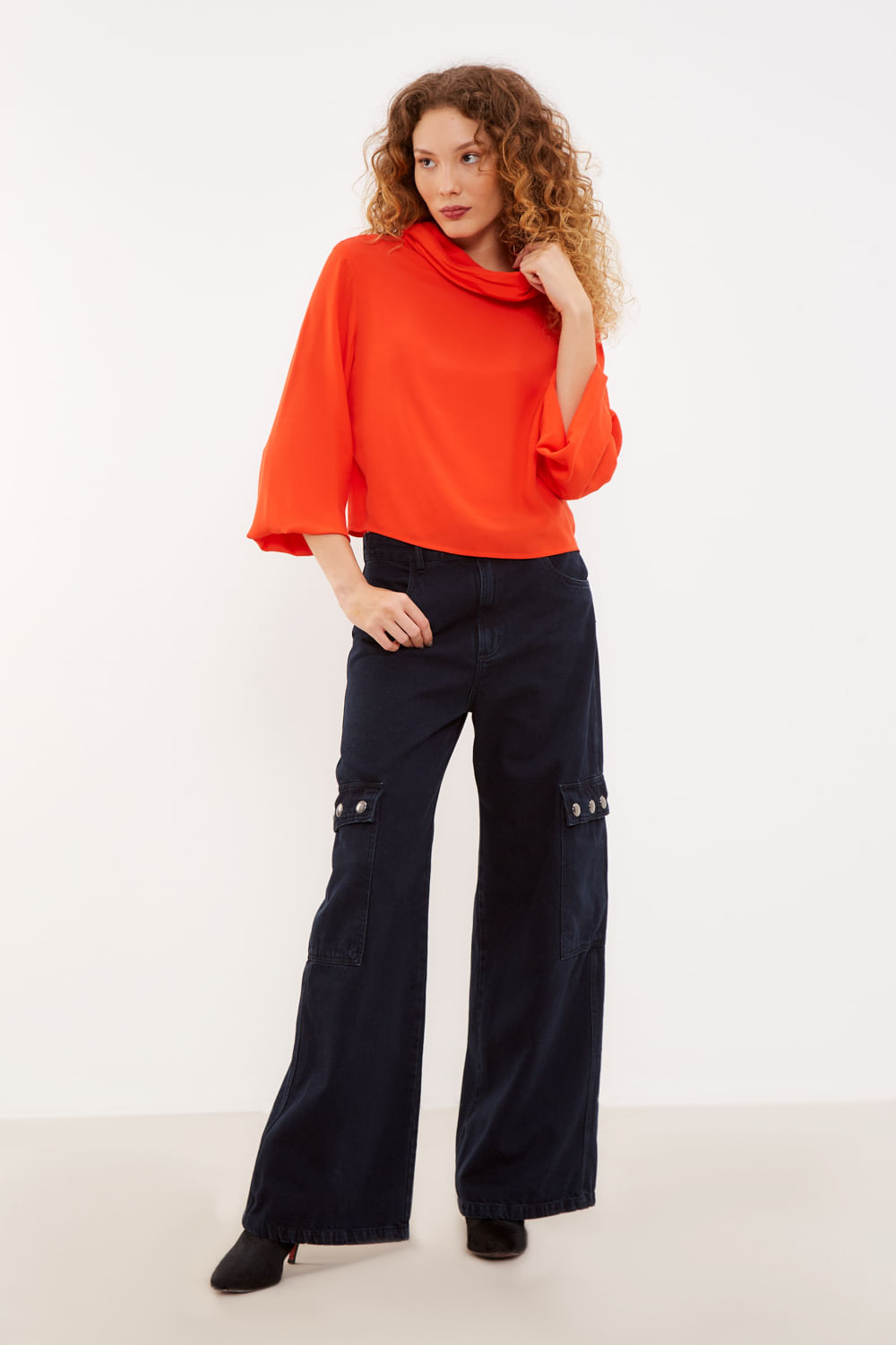 Blusa Com Manga Gola Alta - Laranja Coral