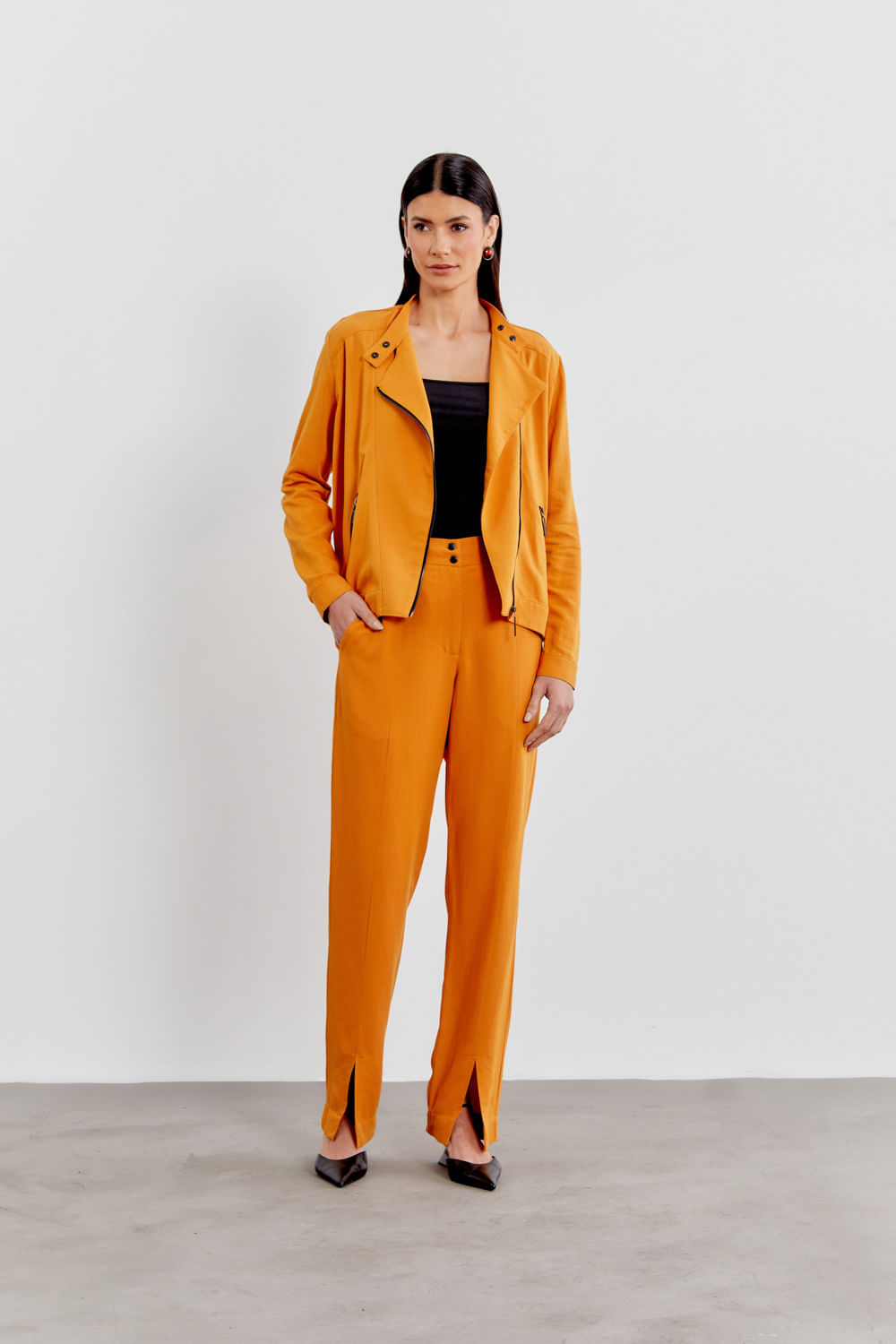 Calça Casual Com Fenda - Amarelo Terra