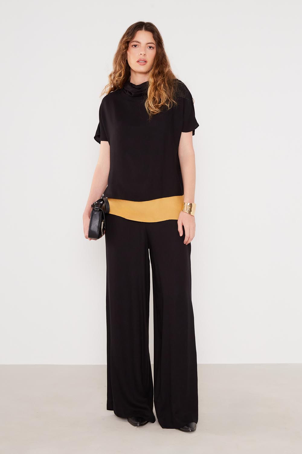 Blusa Casual Bicolor - Preto