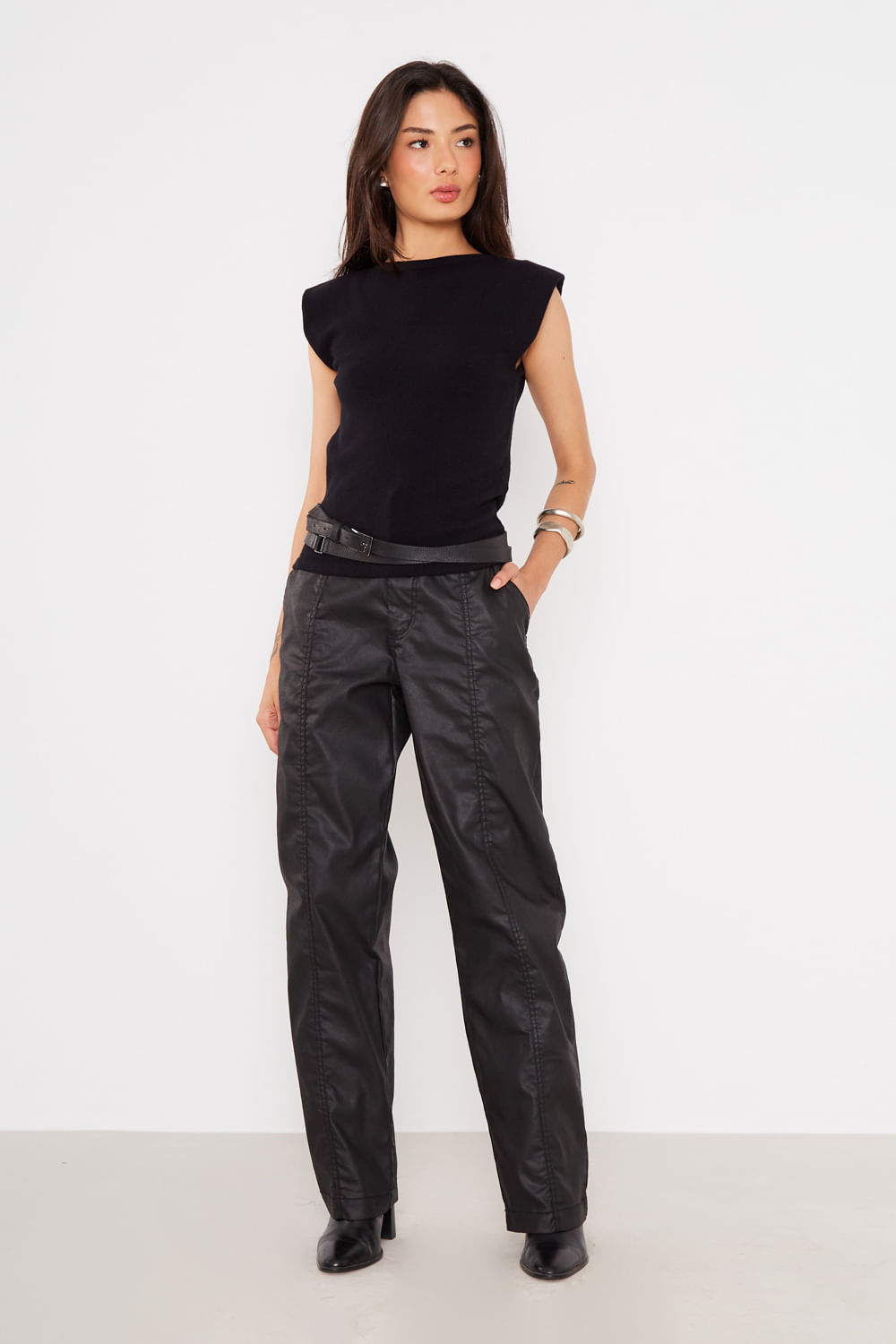 Calça Super Baggy Resinada - Preto