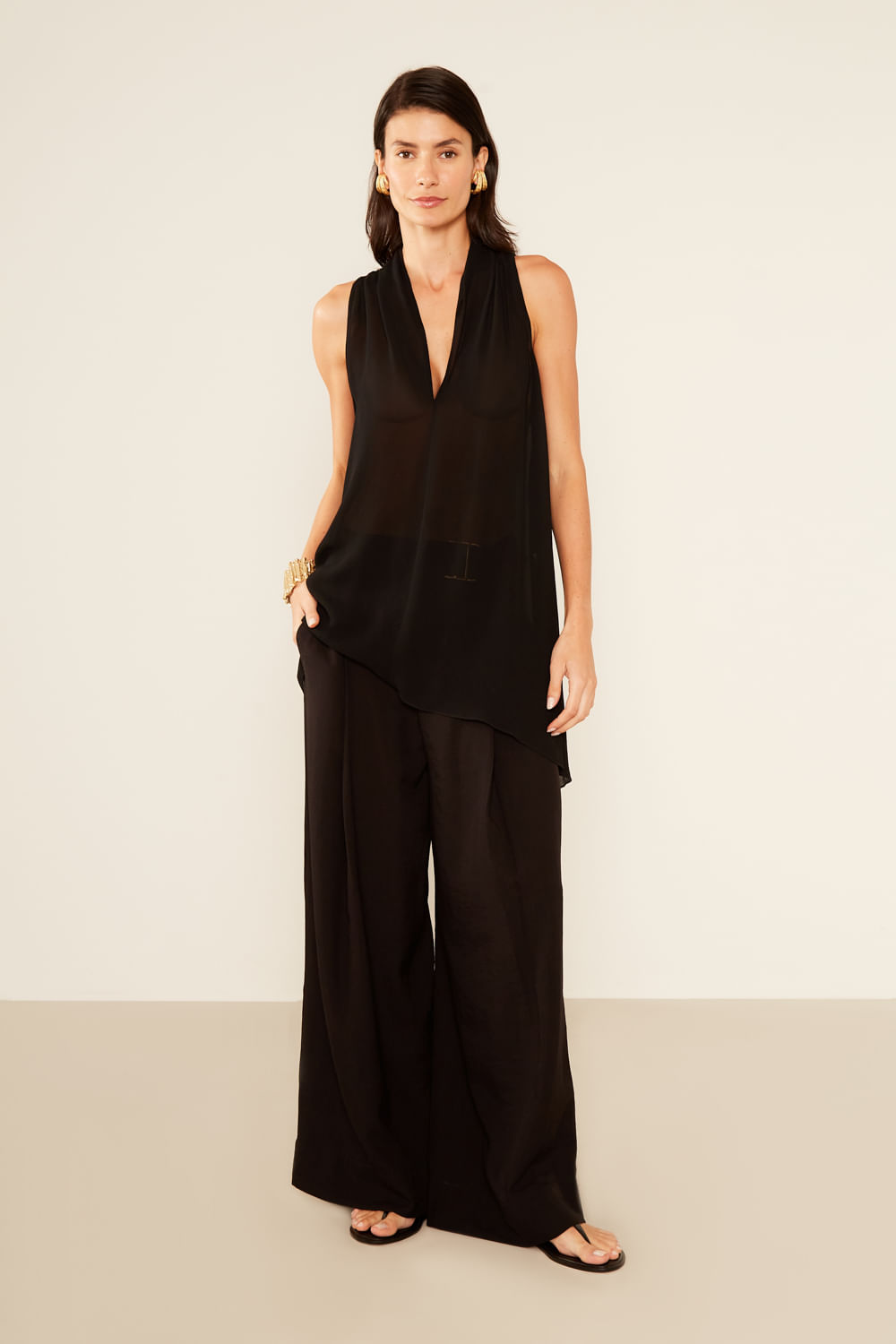 Blusa Assimétrica - Preto