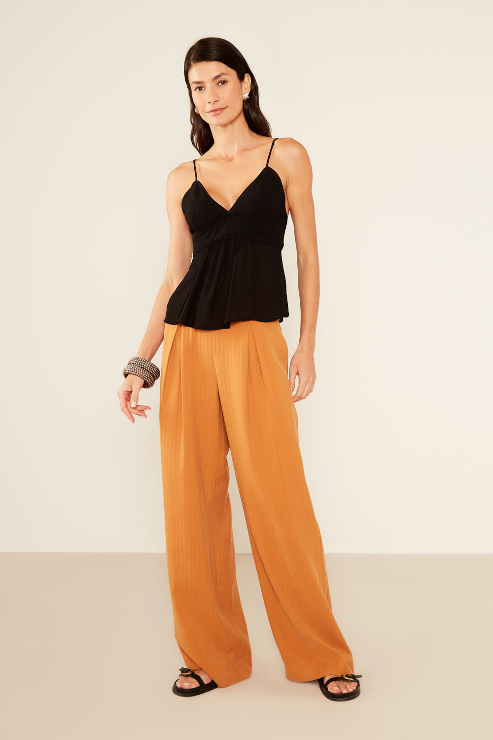 Blusa Alça Decote - Preto