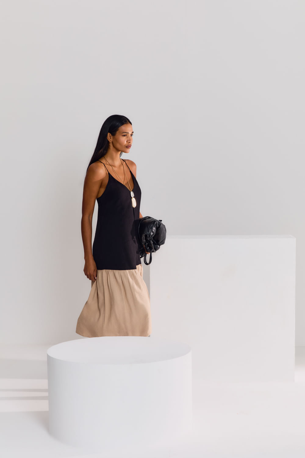 Vestido Casual Bicolor - Preto/Areia