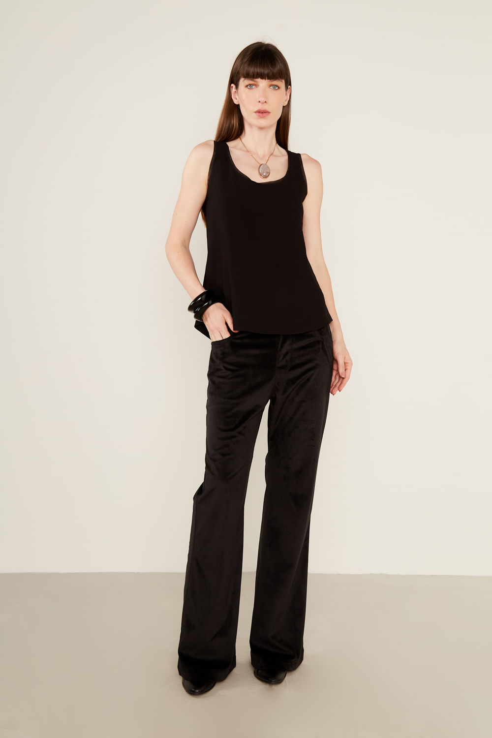 Regata Detalhe Tule - Preto