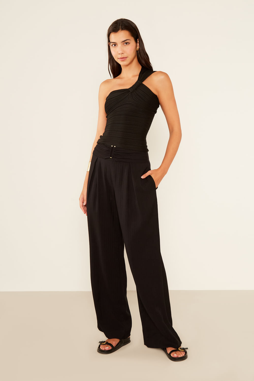 Calça Alfaiataria Com Fivela - Preto