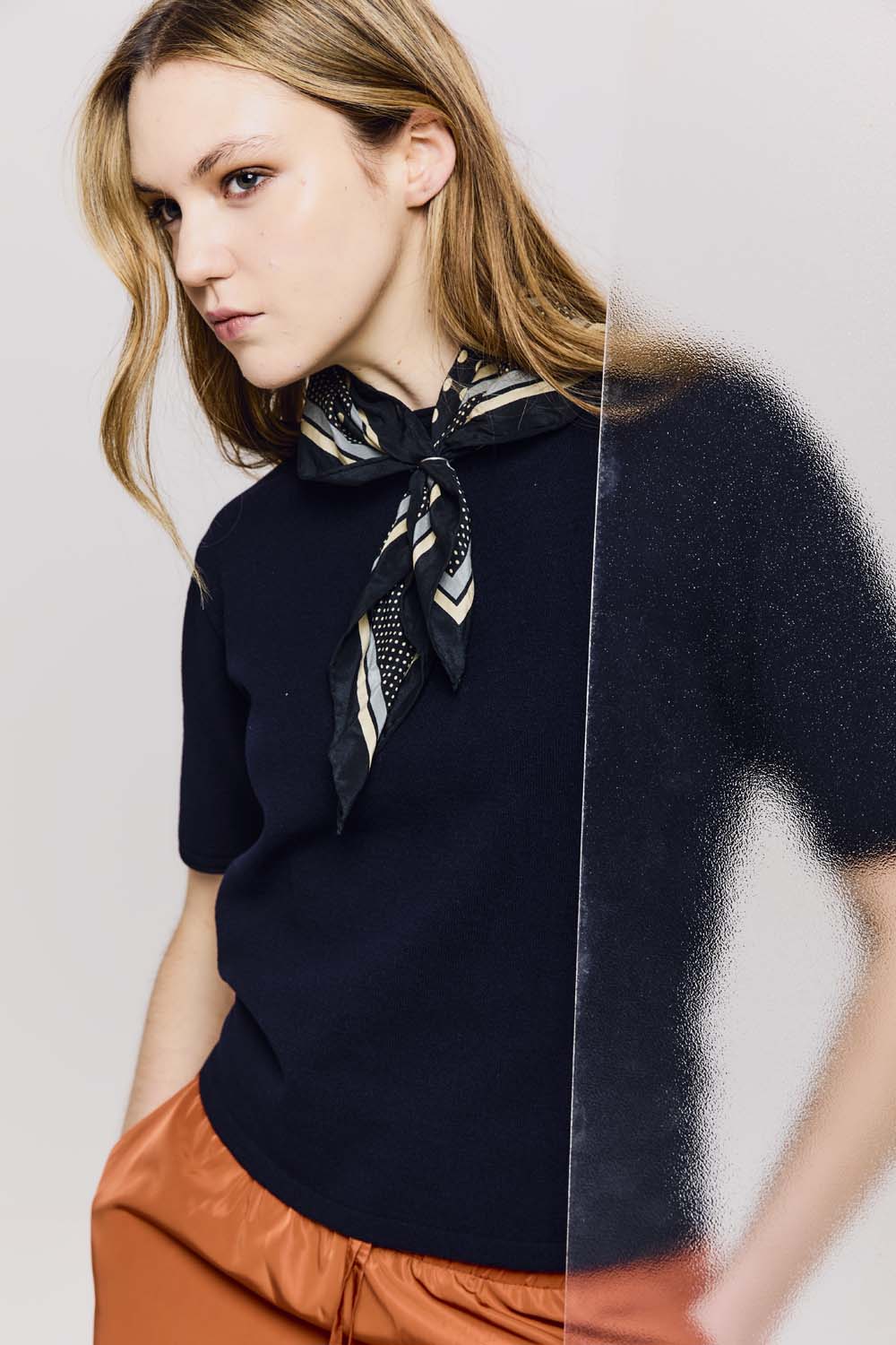 T-Shirt Tricot Detalhe - Azul Escuro
