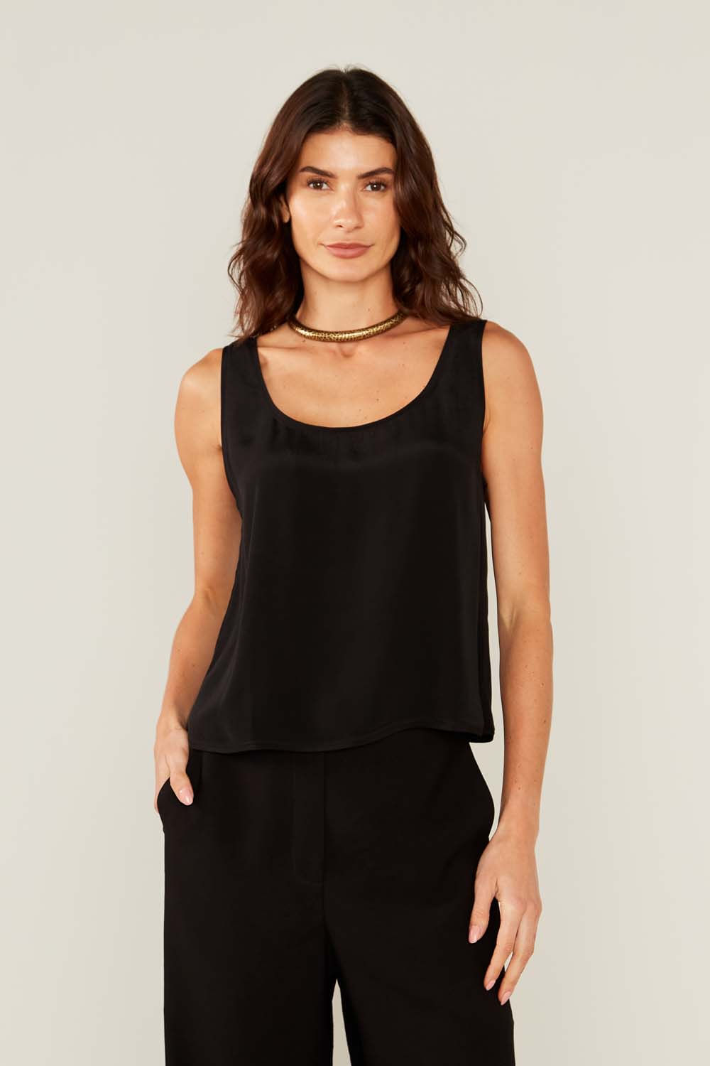 Regata Casual Básica - Preto