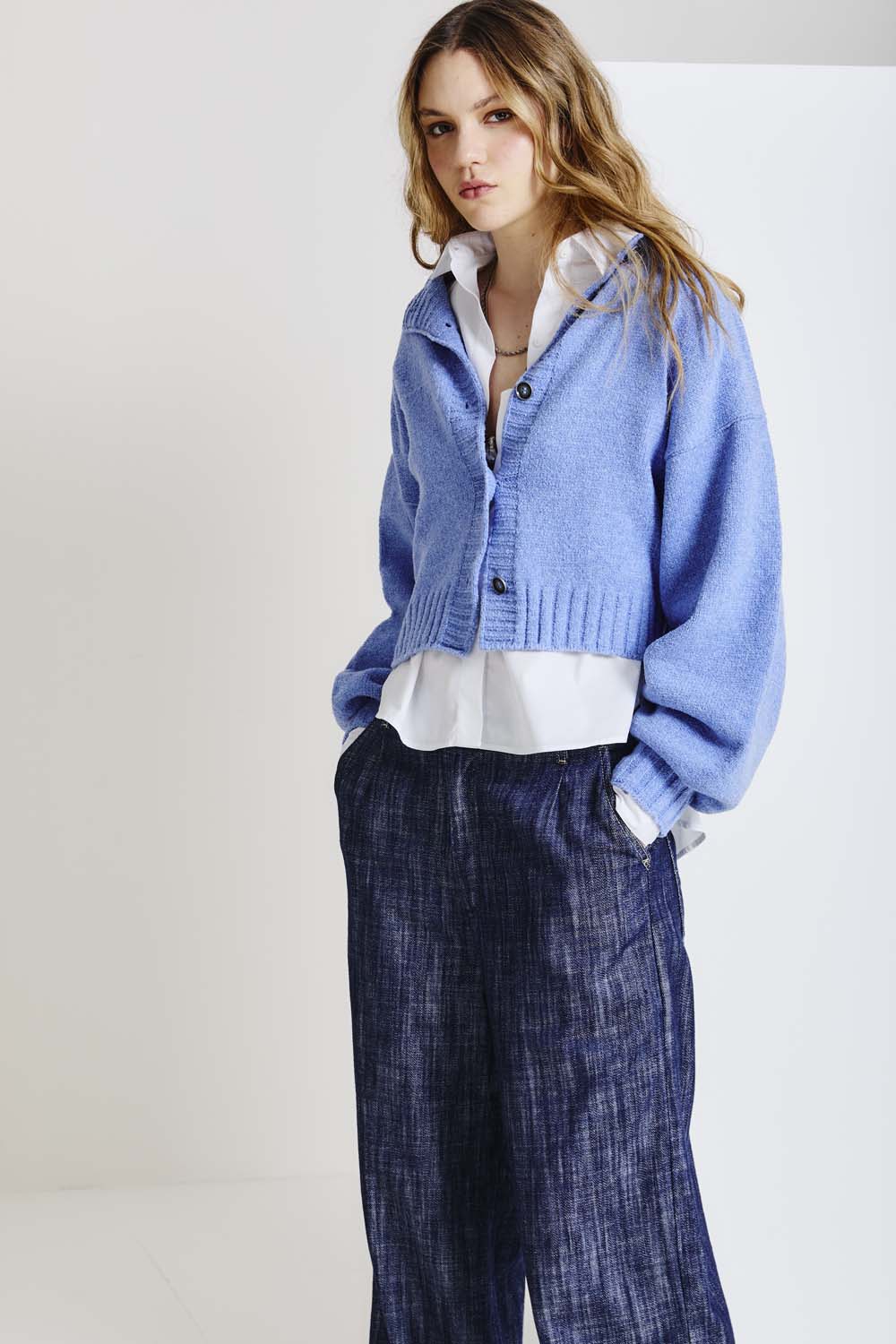 Casaco Tricot Botões - Azul Leve