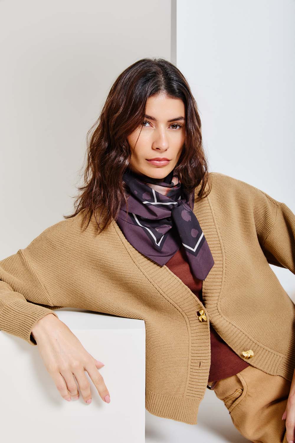 Cardigan Tricot Botões - Camelo