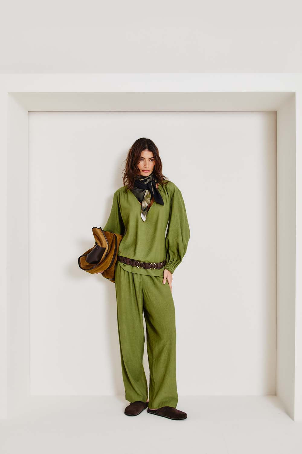 Calça Casual Fluida - Verde Militar